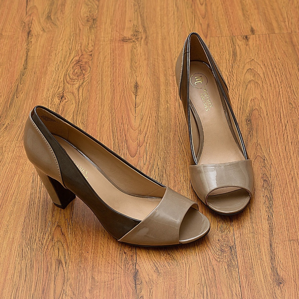 MOOTSIES TOOTSIES TAUPE/BROWN PEEP TOE PUMPS SHOES
